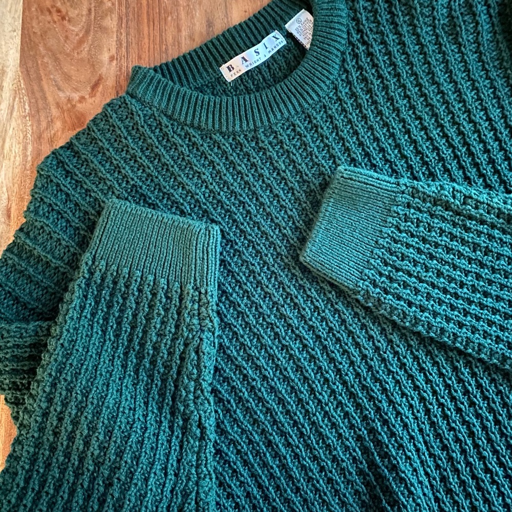 Basix Vintage Evergreen Knit Sweater